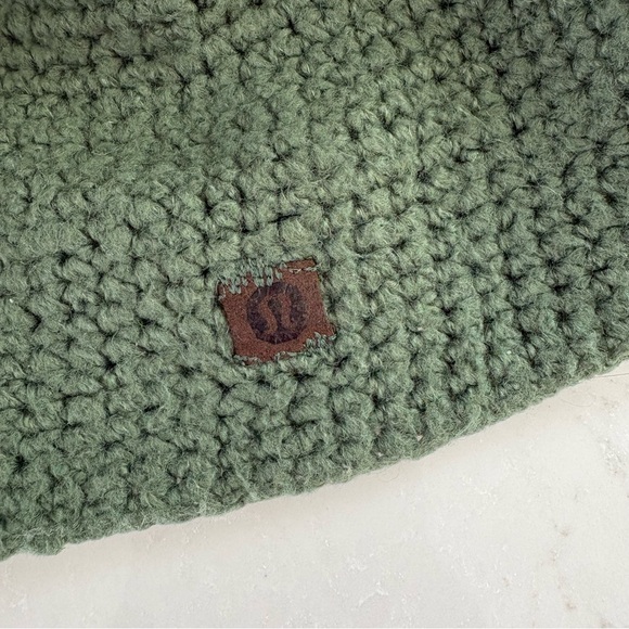 Archive Lululemon Olive Crochet Beanie - Picture 2 of 3